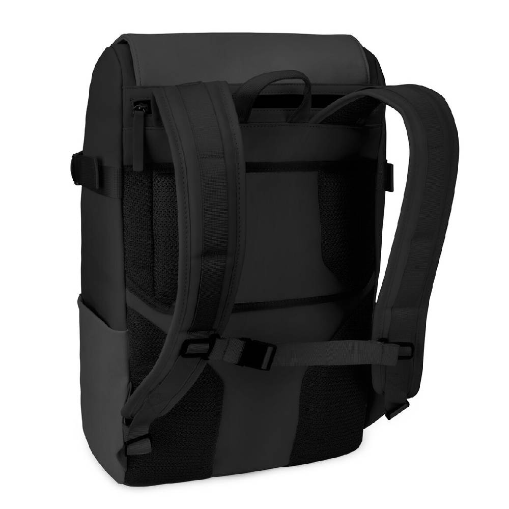 Kpten & Son Bali All Black by Mariefeandjakesnow 2025