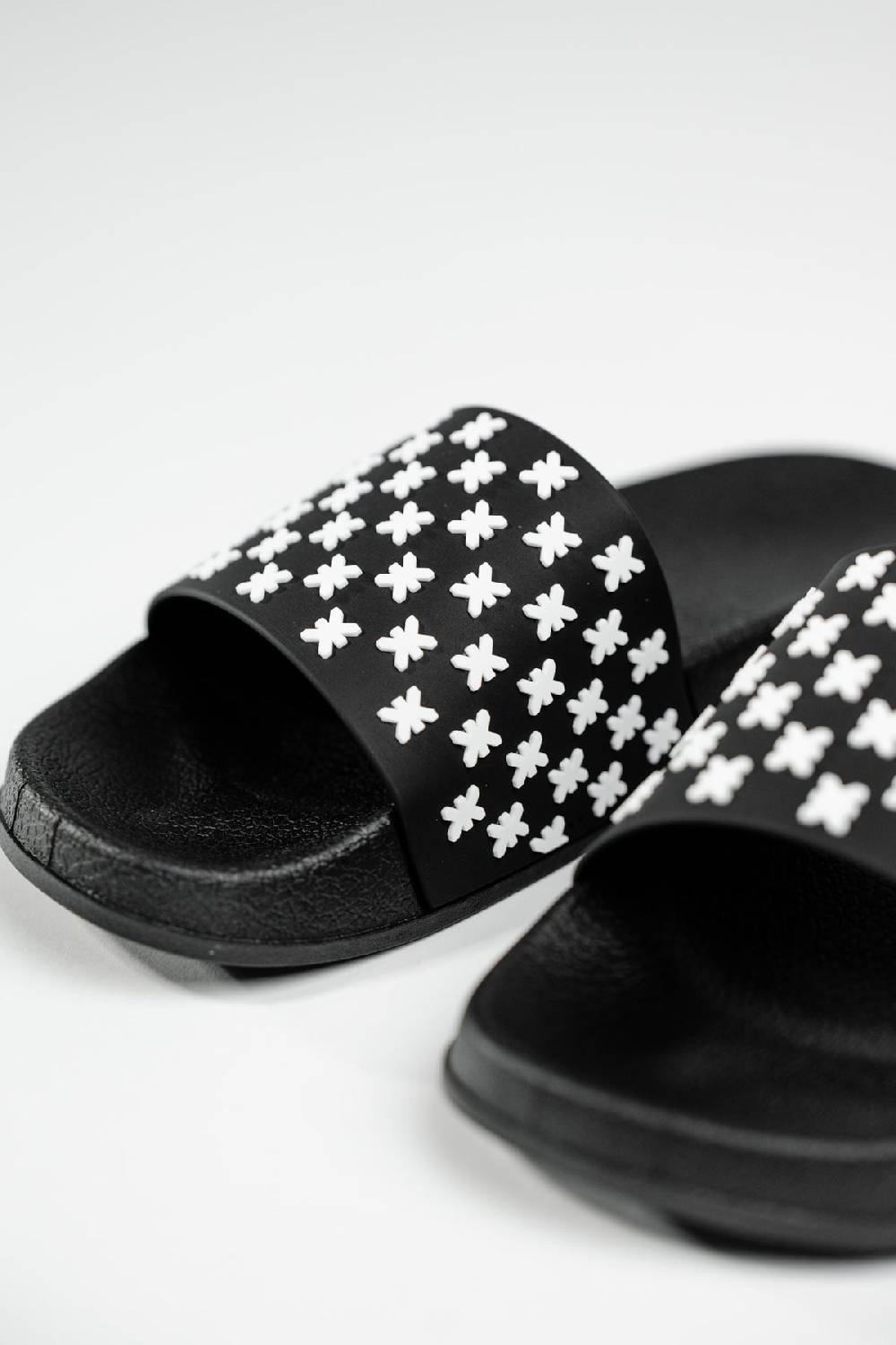 Karo Kauer Slipper Logo Verkauf