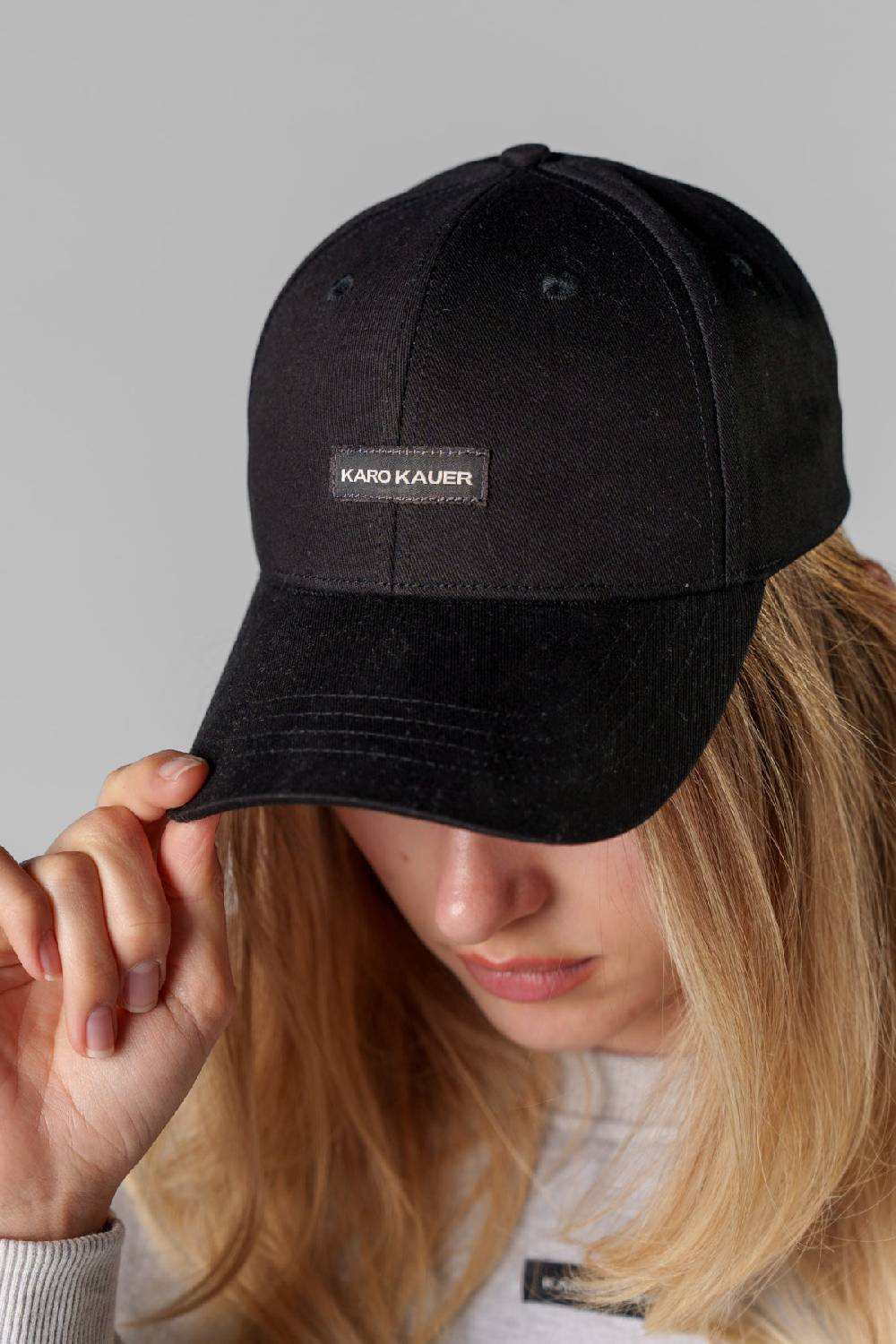 Karo Kauer Cap Essential Flash Sale