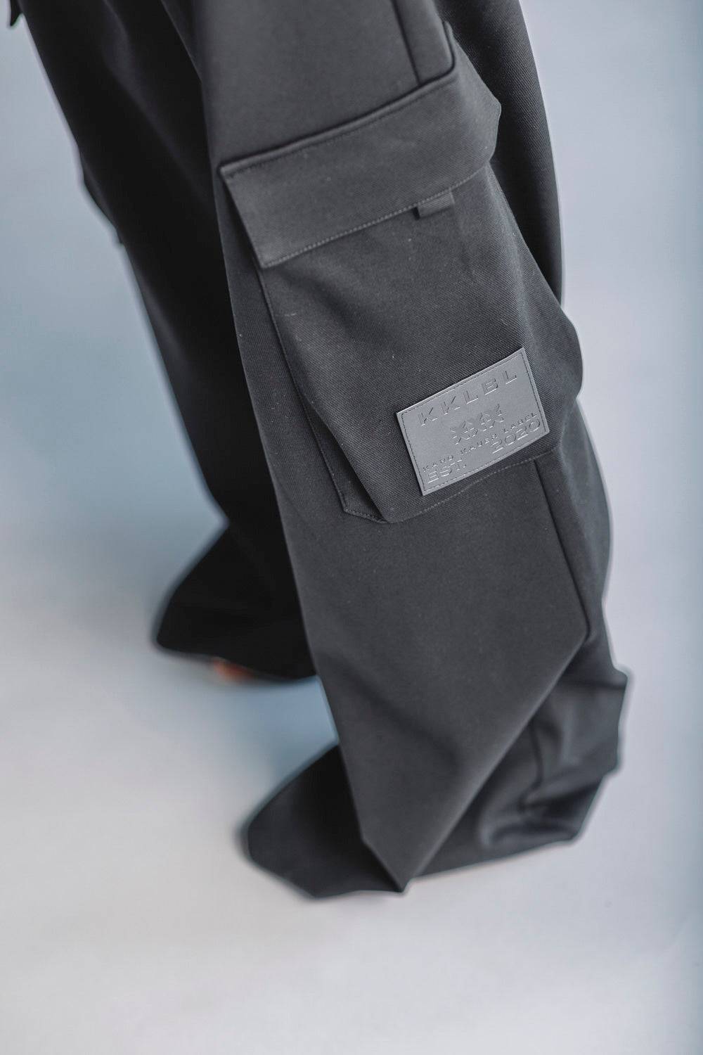 Karo Kauer Wide Leg Pants Dark Grey Top Angebot