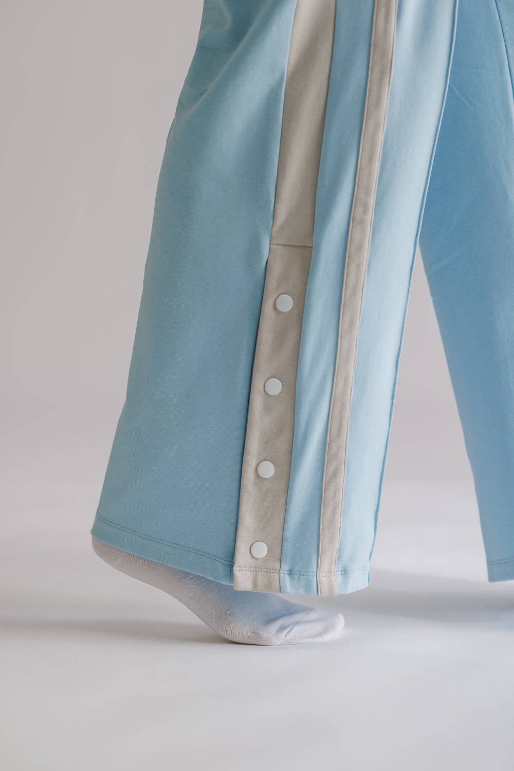 Karo Kauer Tracksuit Jersey Pants Light Blue Versandkostenfrei