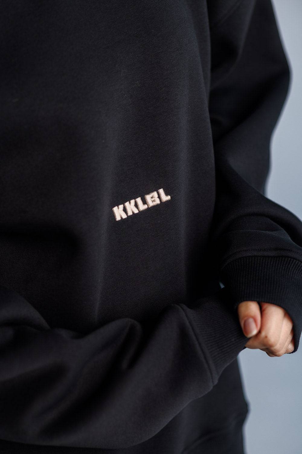 Karo Kauer Sweater Sold Out Black Top Angebot