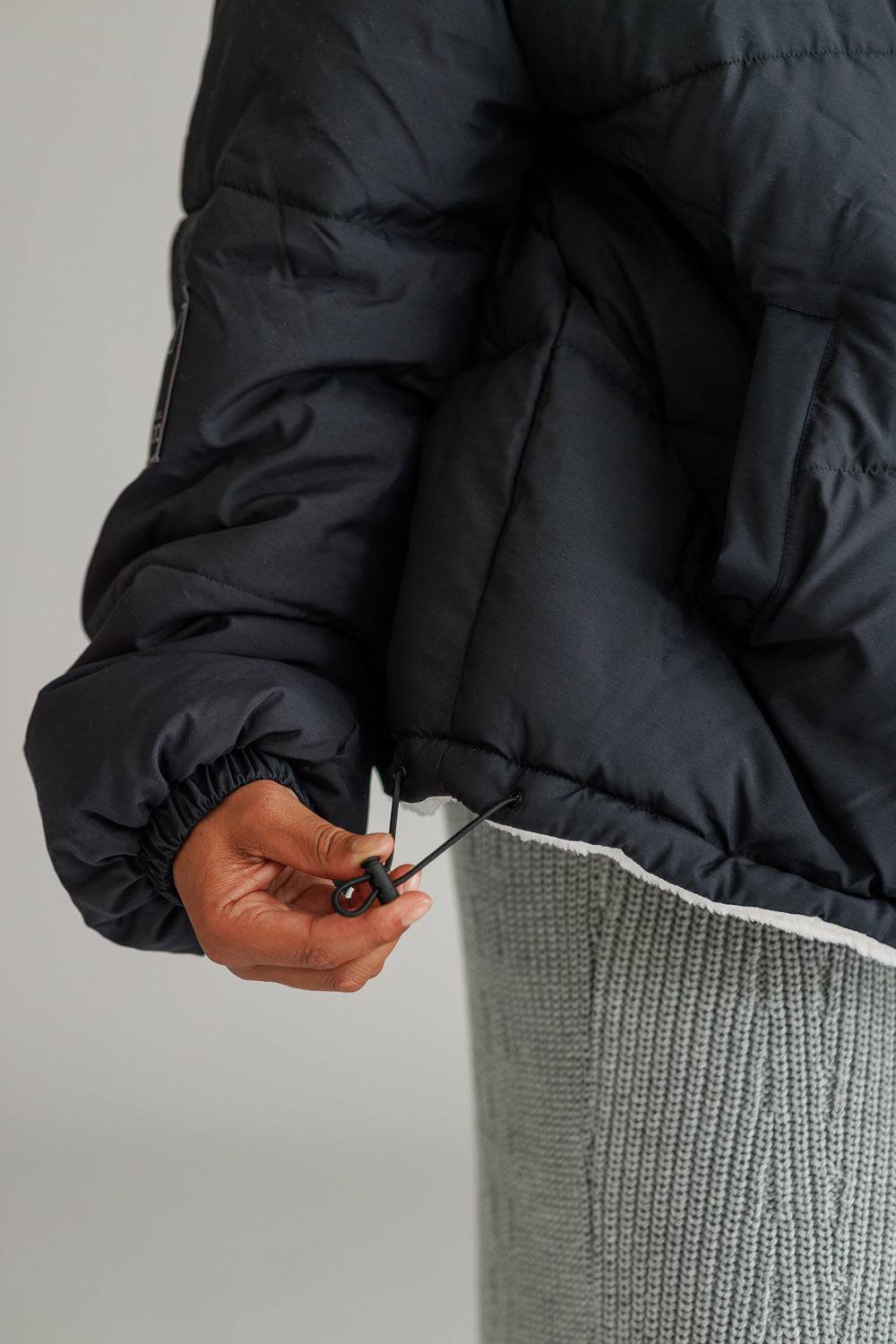 Karo Kauer Puffer Jacket Black Begrenzt auf 3 Tage