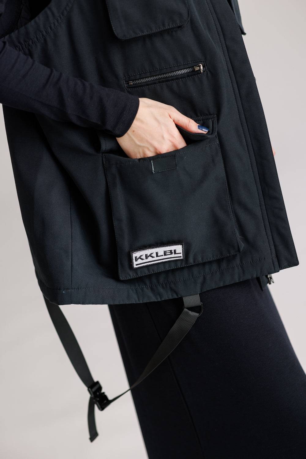 Karo Kauer Vest Black Im Verkauf