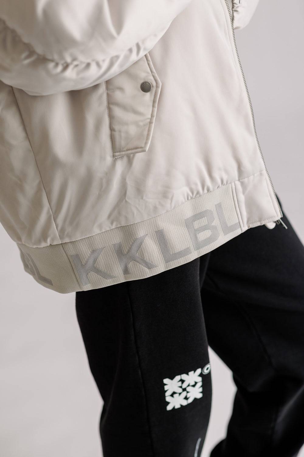 Karo Kauer Bomberjacket Silver Grey Rabatte dieses Monats