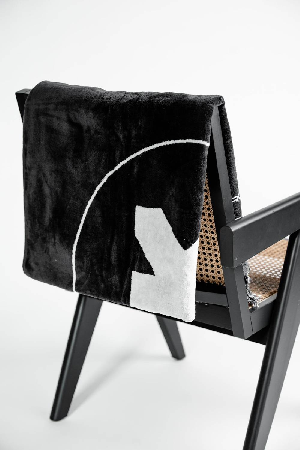 Karo Kauer Beach Towel Black Logo Im Verkauf