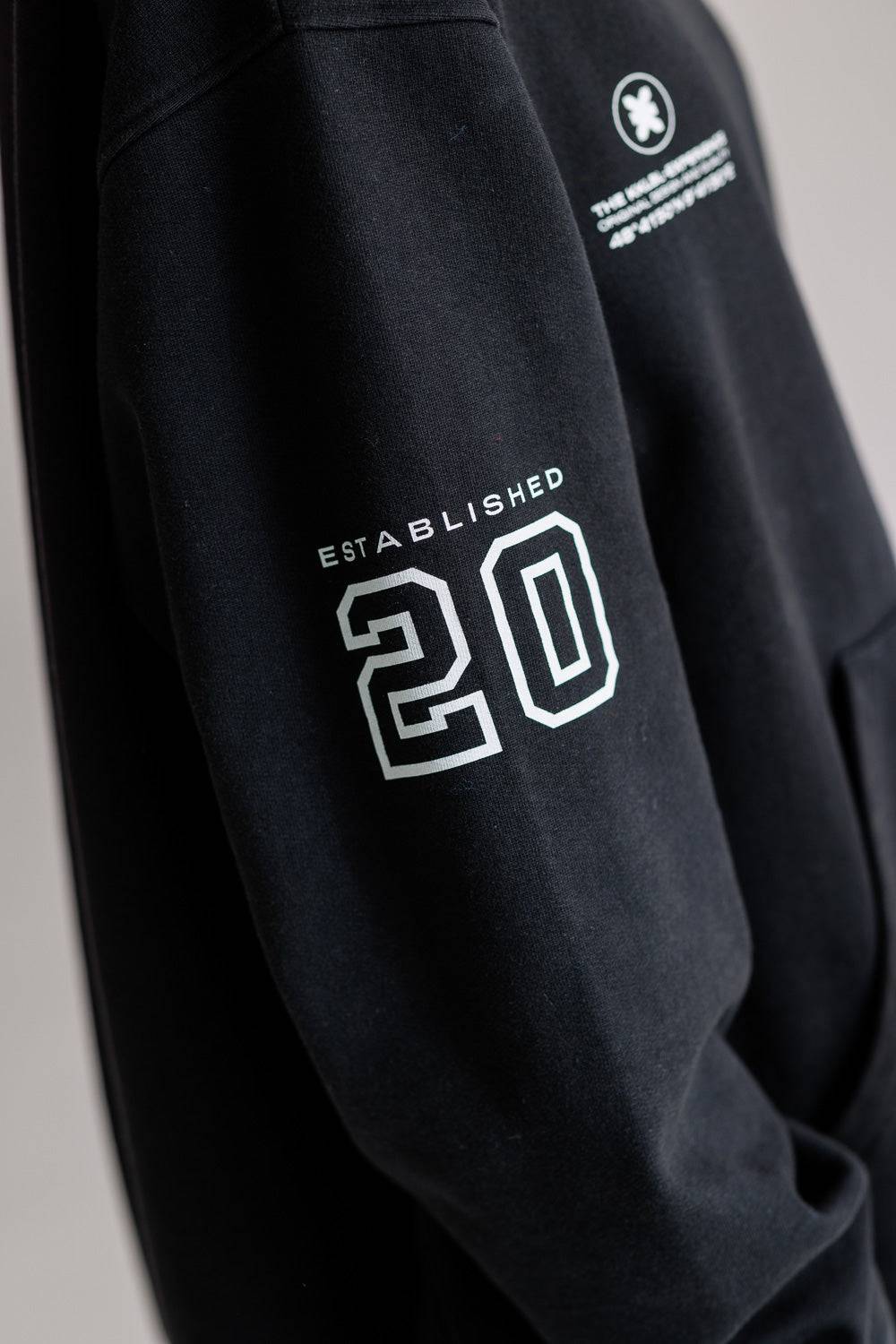 Karo Kauer Hoodie Faded Black Nur für heute