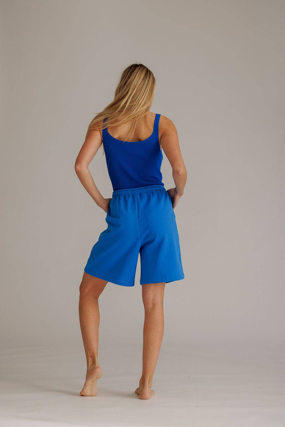 Karo Kauer Long Shorts Sonic Blue Kostenloser Versand international