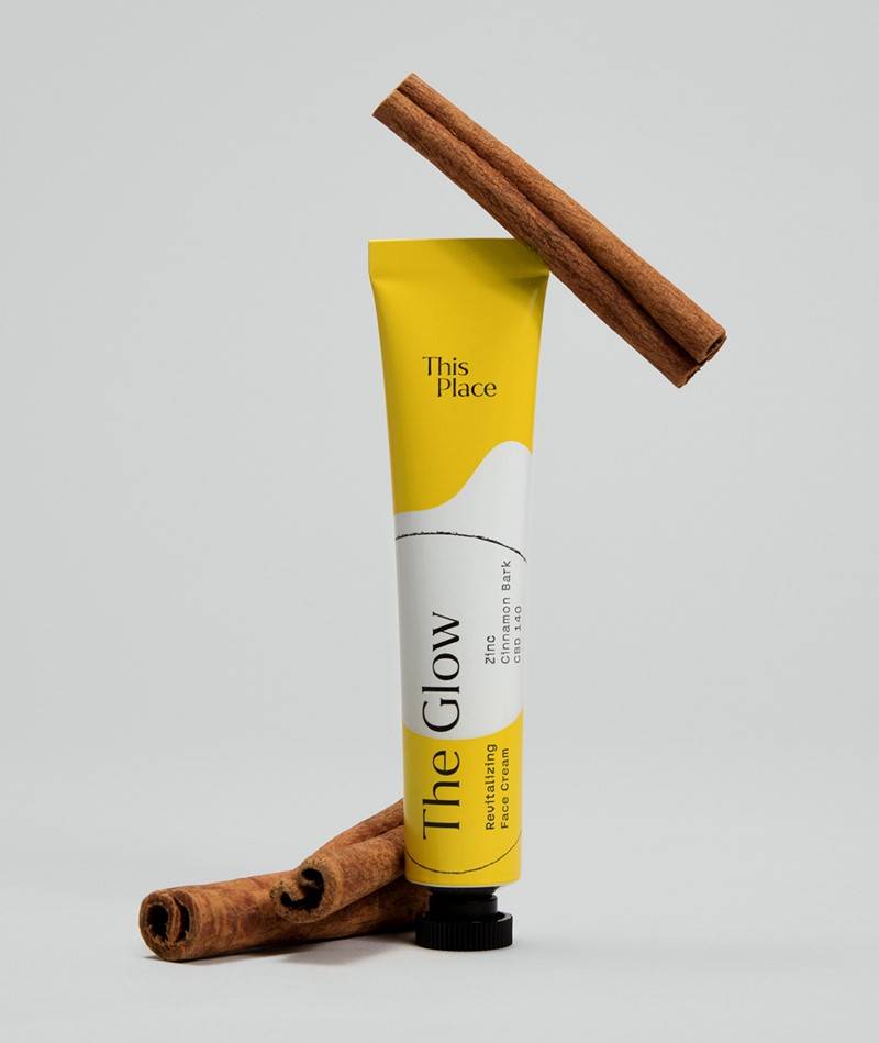 Kauf Dich Glücklich THIS PLACE The Glow Creme 20ml Online
