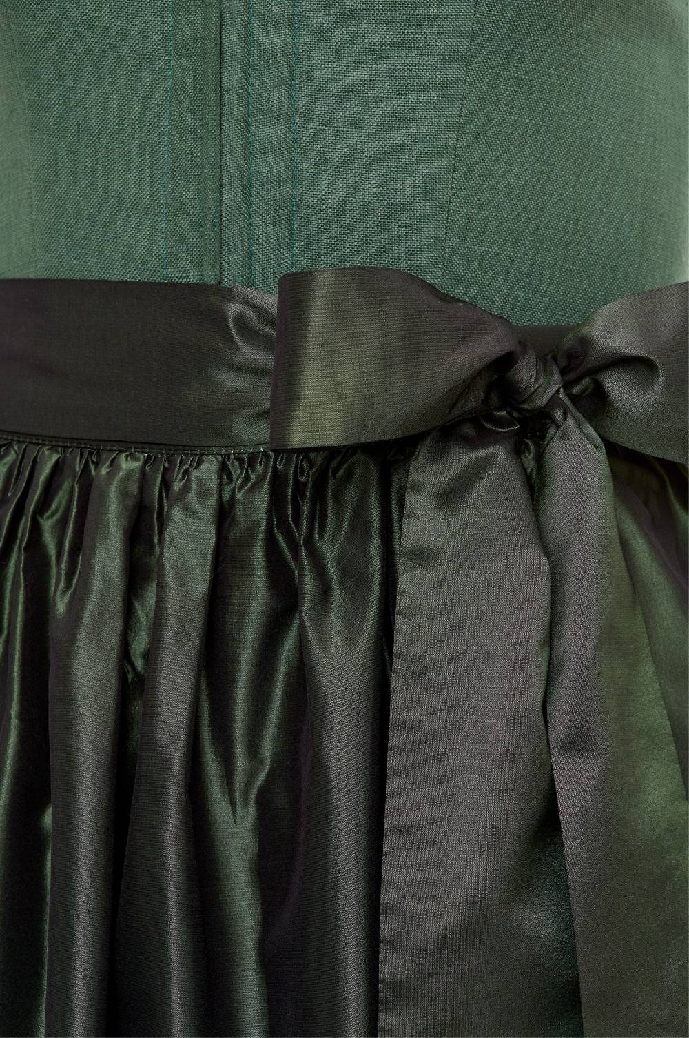 Kinga Mathe Jubiläumsdirndl in Pinie Top Angebot