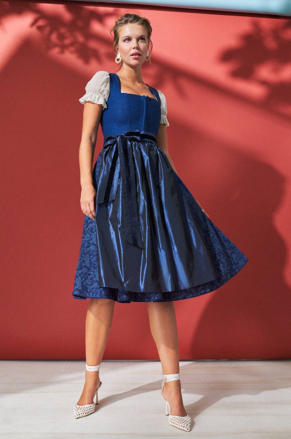 Kinga Mathe Dirndl Lazise in Nachtblau Riesige Rabatte