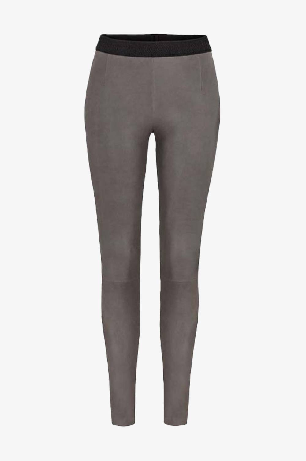 Kinga Mathe Lederhose Sina in Taupe