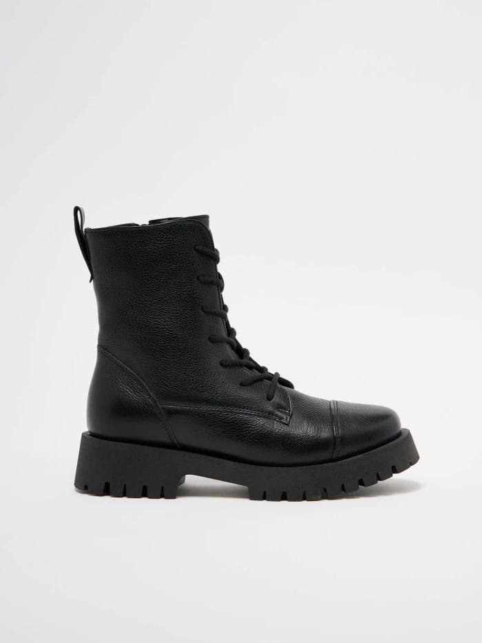 Lanius Schnürstiefel Fabrikladen