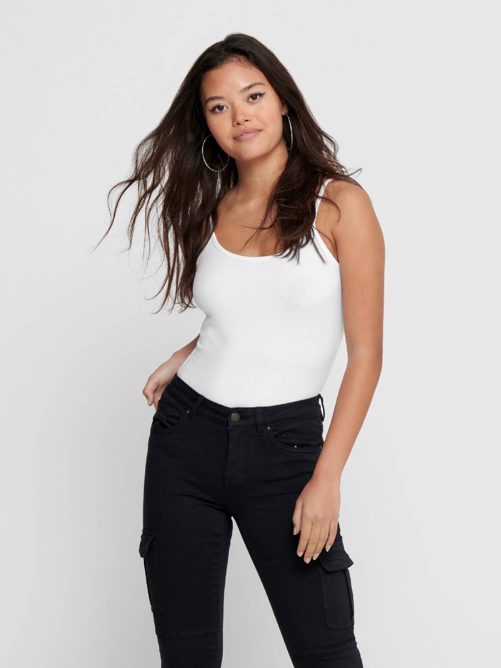 ONLY Top 'Love' in Black, White Rabatt