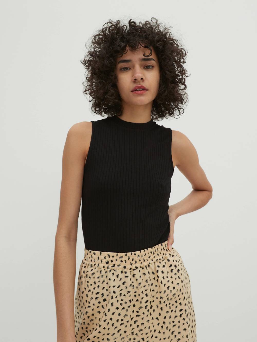 EDITED Top 'Naela' in Black Flash Sale