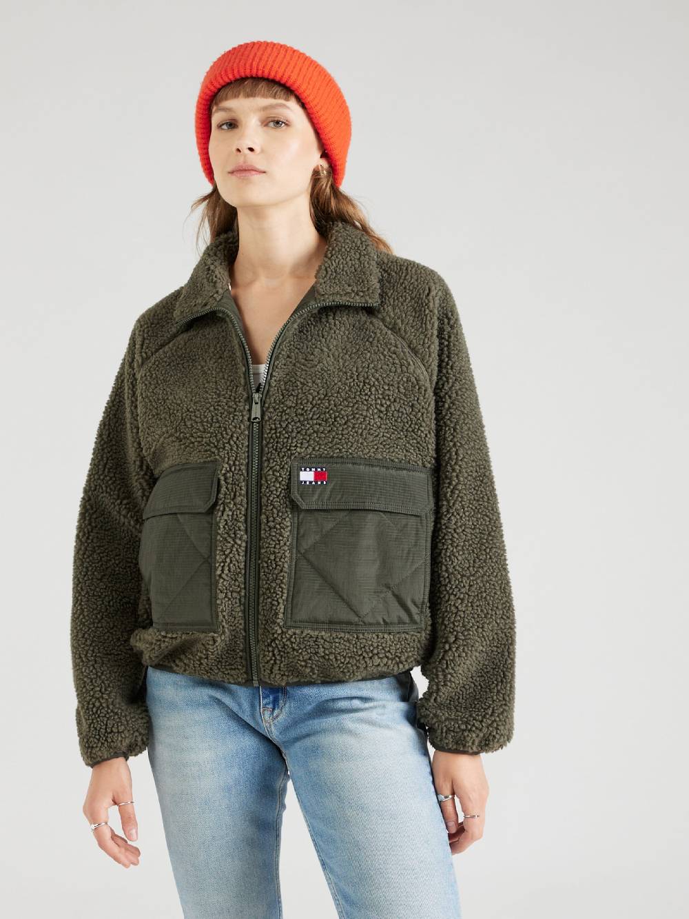 Tommy Jeans Between-Season Jacket in Dark Green Valentinstagsangebot