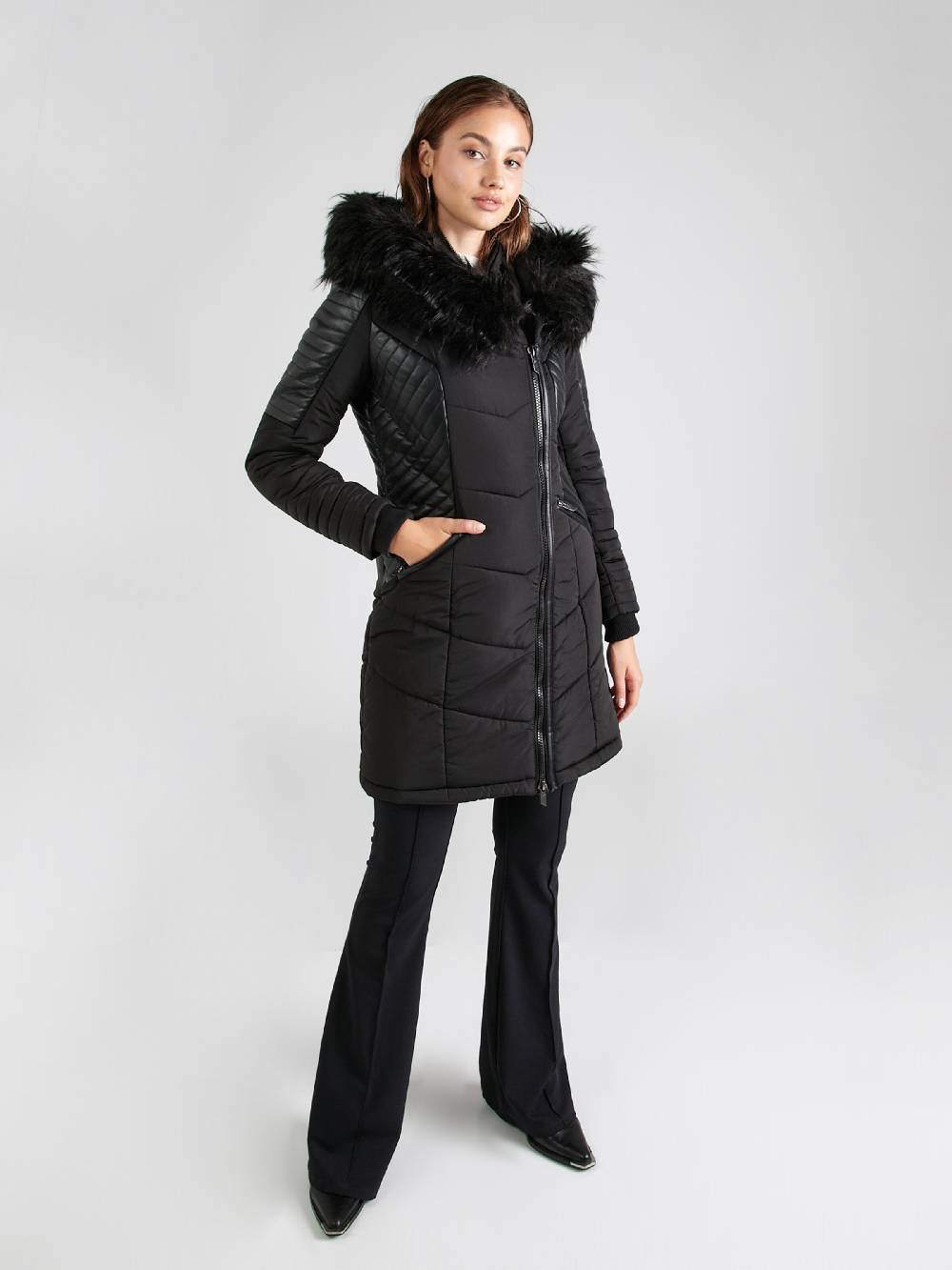 ONLY Winter Coat 'NEW LINETTE' in Black zollfrei