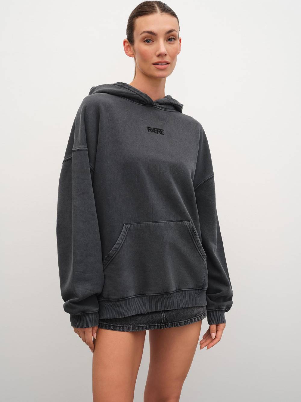 RÆRE by Lorena Rae Sweatshirt 'Lani' in Anthracite Versandkostenfrei