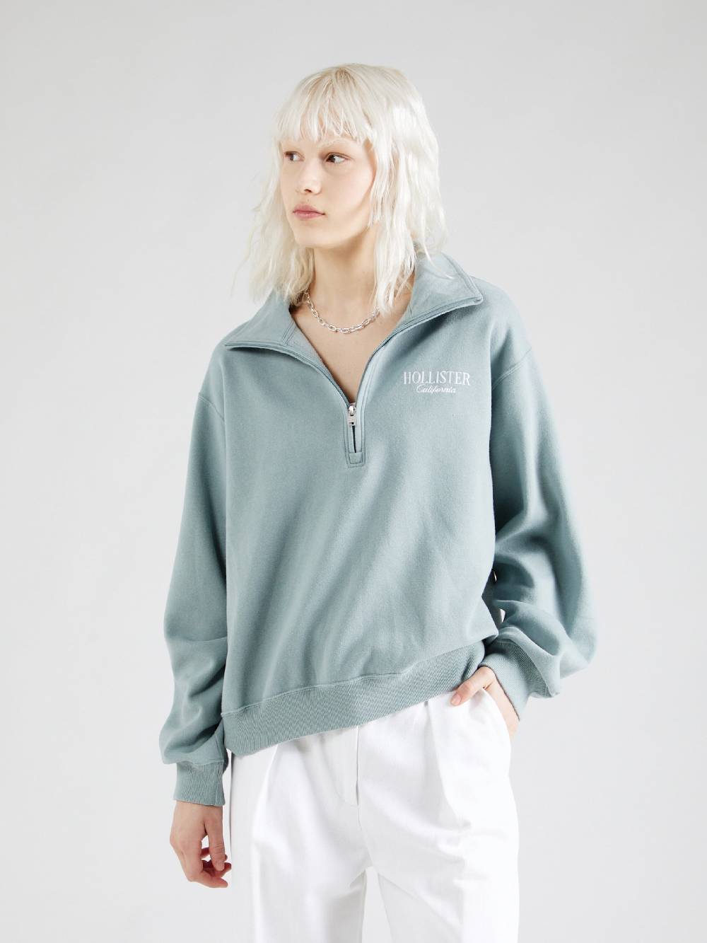 HOLLISTER Sweatshirt in Light Blue Cyber Monday