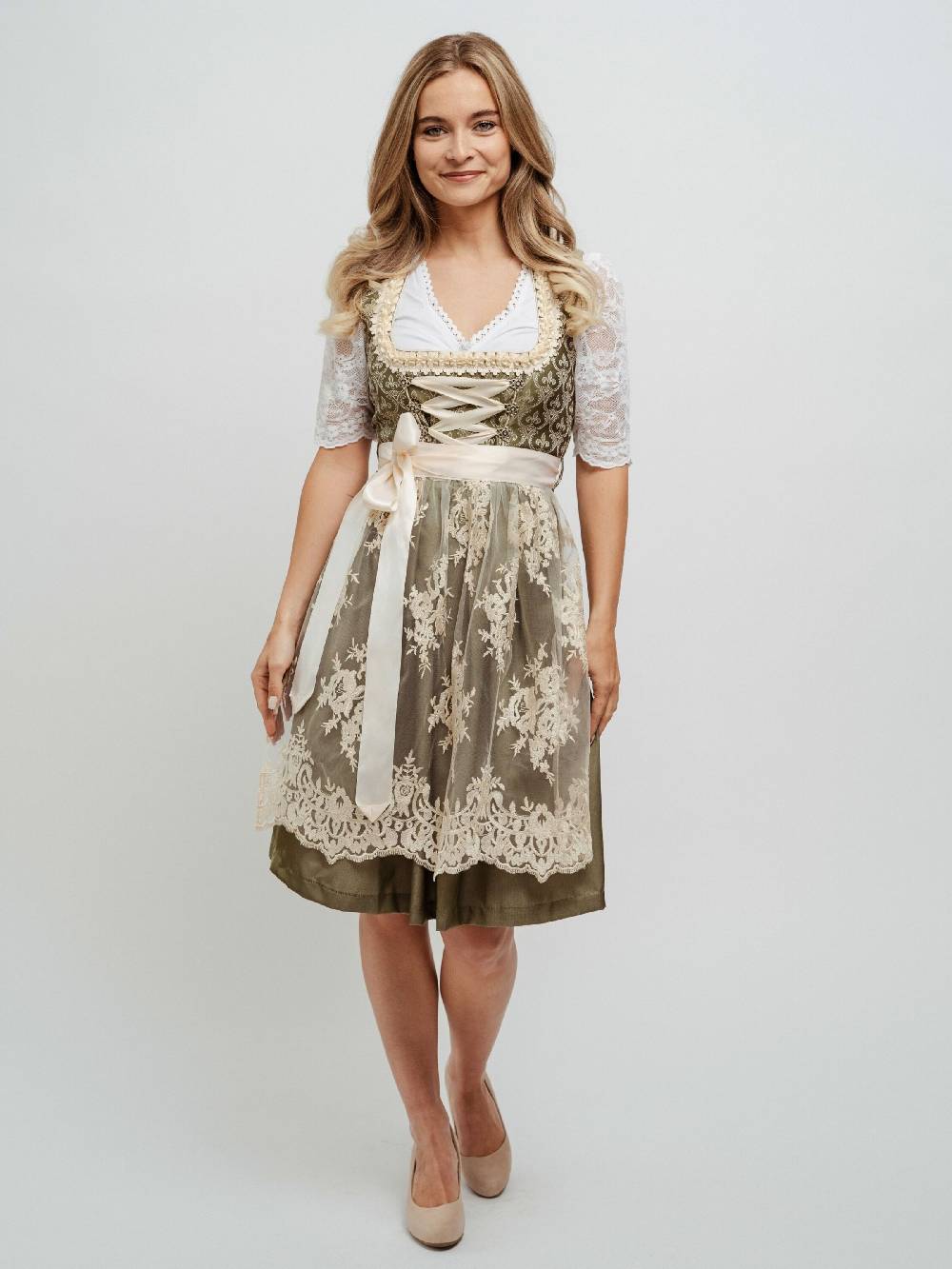 Hofglanz Dirndl in Green Im Verkauf