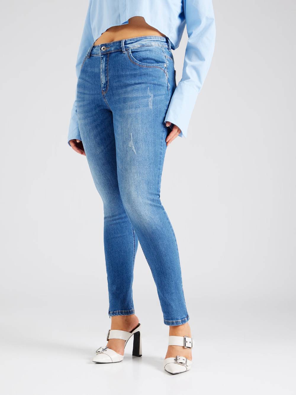 ONLY Carmakoma Skinny Jeans 'Karla' in Blue Denim Begrenztes Angebot