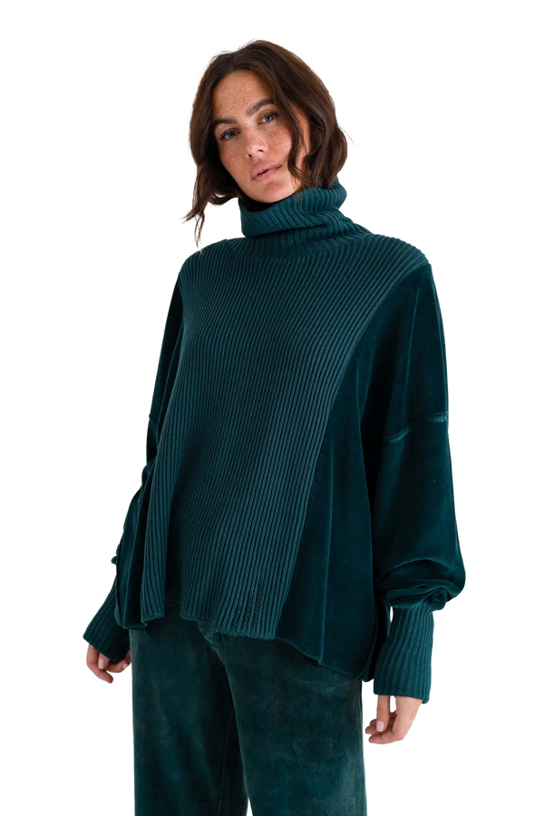 Love Joy Victory Rollkragenpullover mit Velvet und Strick Vega Top Angebot