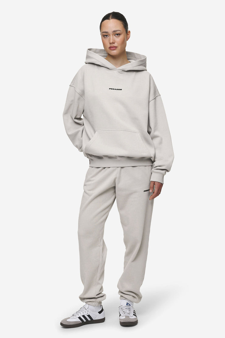Pegador Clarita Logo Oversized Hoodie Washed Moon Grey Black Gum Kostenloser Versand