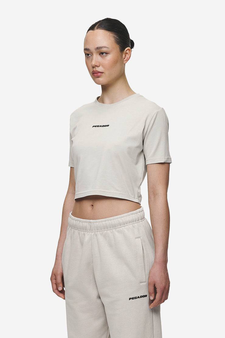 Pegador Ines Cropped Baby Tee Washed Moon Grey Black Gum Fabrikpreis