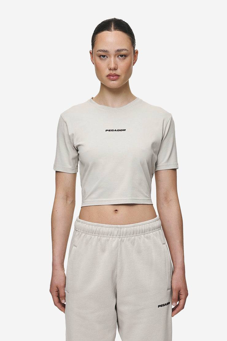 Pegador Ines Cropped Baby Tee Washed Moon Grey Black Gum Große Rabatte