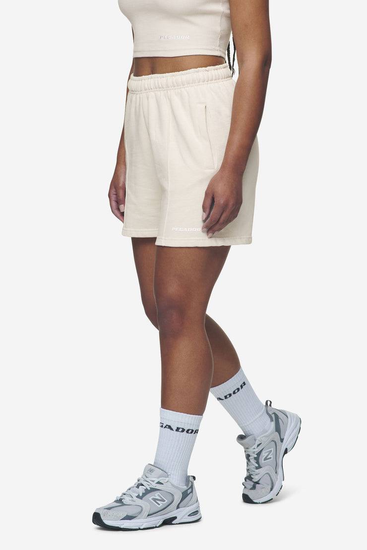 Pegador Sully High Waisted Shorts Washed Coast Sand White Gum Weihnachtsangebot