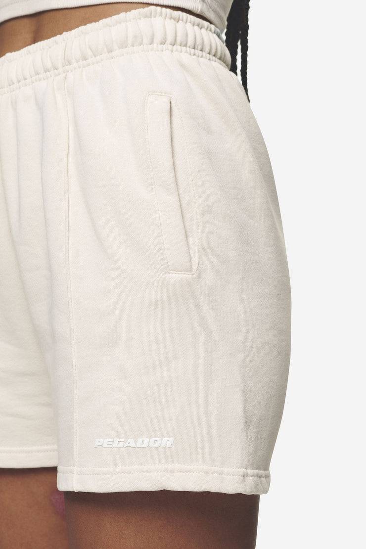 Pegador Sully High Waisted Shorts Washed Coast Sand White Gum Weihnachtsangebot