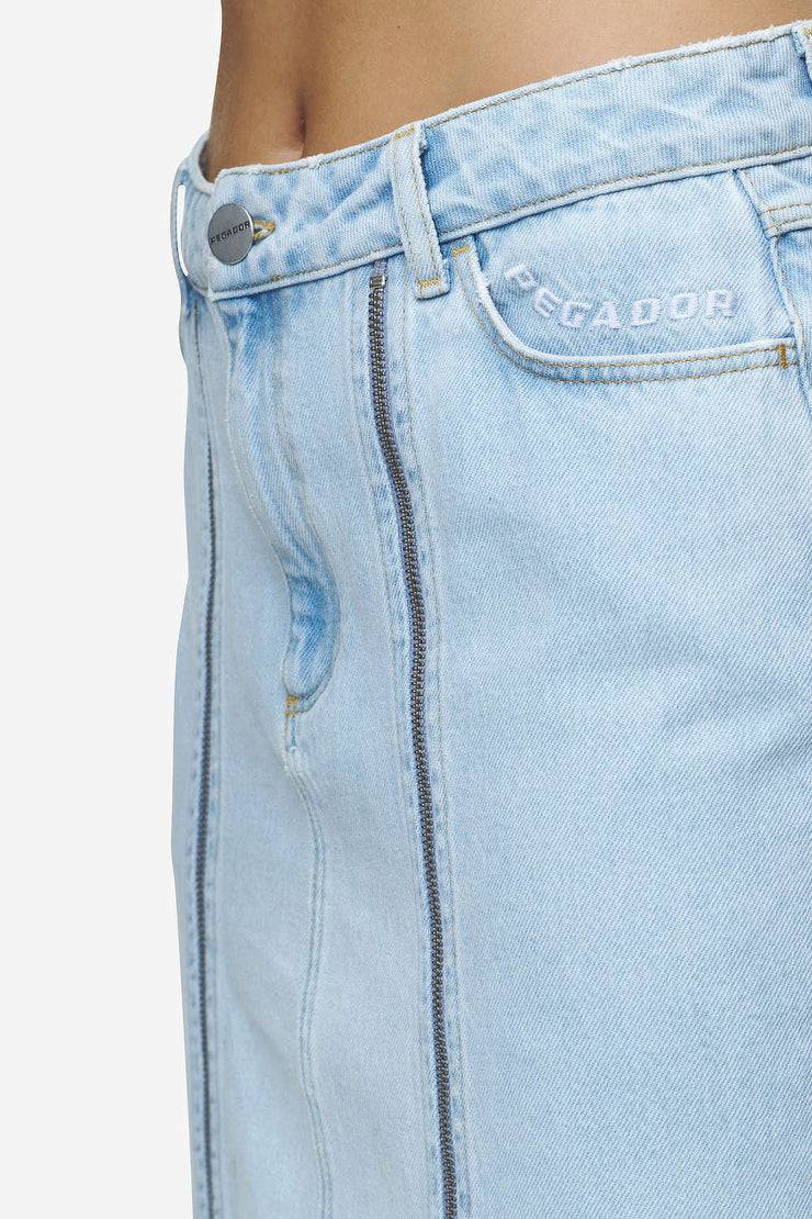 Pegador Aya Denim Midi Zip Skirt Washed Light Blue Kostenlose Rückgabe