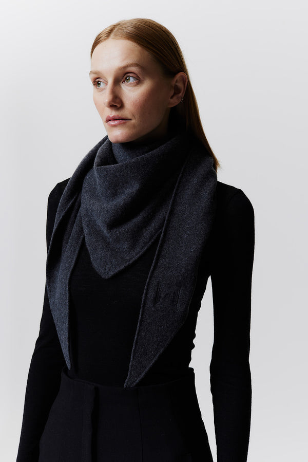 Prinz Berlin Kaschmir Triangle Fine Knit Graphit Kostenloser Versand international