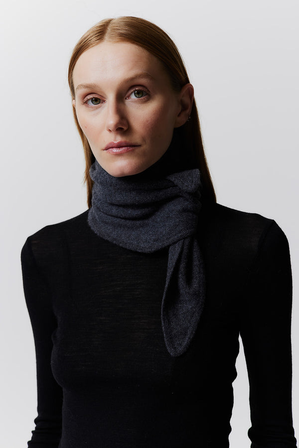 Prinz Berlin Kaschmir Bandeau Fine Knit Graphit Begrenzt auf 3 Tage