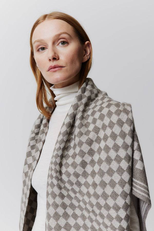 Prinz Berlin Kaschmir Triangle Jacquard Taupe Auslauf