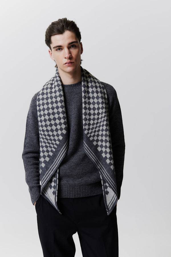 Prinz Berlin Kaschmir Triangle Jacquard Schwarz Sonderangebot