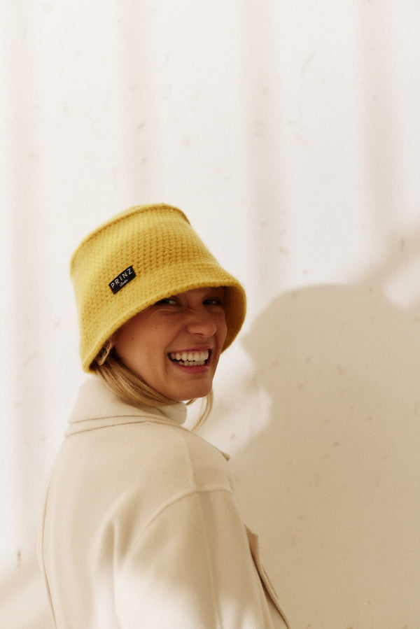 Prinz Berlin Kaschmir Bucket Hat Hand Crochet Gelb Begrenzte Freigabe
