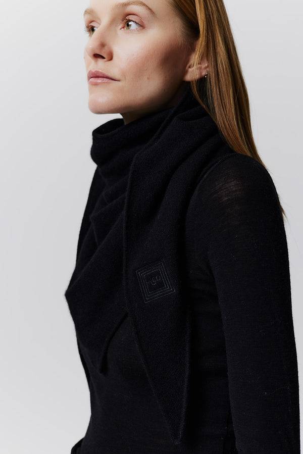 Prinz Berlin Kaschmir Triangle Fine Knit Schwarz Begrenzt auf 3 Tage