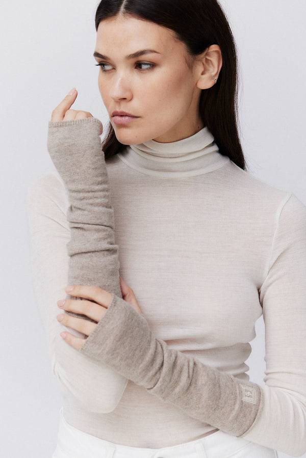Prinz Berlin Kaschmir Arm Warmers Fine Knit Beige Speichern exportieren
