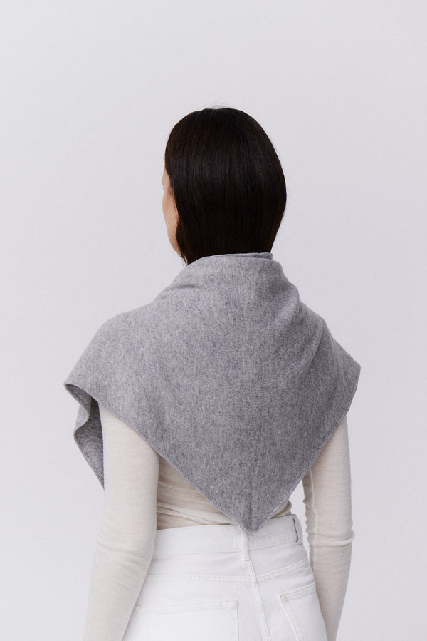 Prinz Berlin Kaschmir Triangle Fine Knit Hellgrau Outlet