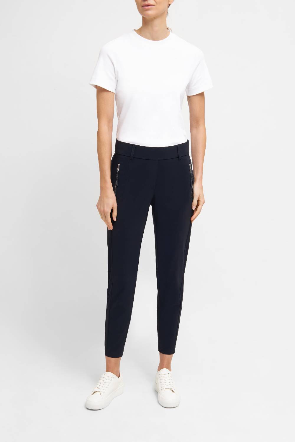 Raffaello Rossi Joggpant Relaxed verkürzt -7/8 Mid Waist schwarz: NATINA SPORT Auslauf