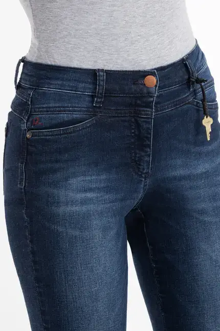 Recover Pants Powerstretch-Jeans Wiebke in DARK BLUE Artikelnummer REC-13343-01-U4079-499 Riesige Ersparnisse