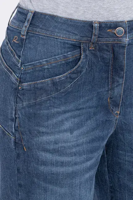 Recover Pants Powerstretch-Jeans Cindy in LIGHT DENIM BLUE Artikelnummer REC-13333-02-U3880-138 JETZT KAUFEN