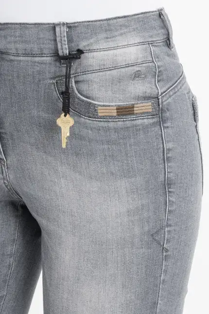 Recover Pants Powerstretch-Jeans Ronja in GREY Artikelnummer REC-13330-U4080-975 Letzter Tag