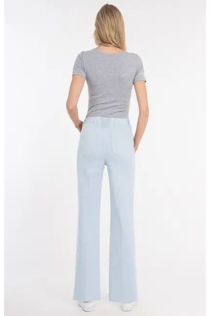 Recover Pants Flared-Jeans Tanja in HELLBLAU Artikelnummer REC-13406-01-4362-435 Kostenloser Versand international