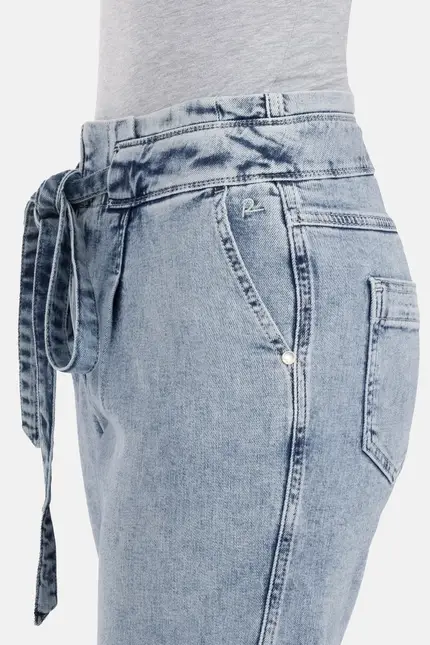 Recover Pants Bea, Relaxed-Fit Jeans in BLEACHED Artikelnummer REC-13356-4279-124 Saisonschlussverkauf