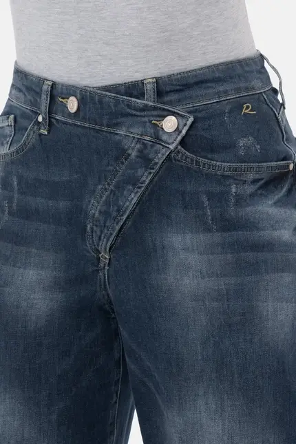 Recover Pants Gianna, Relaxed-Fit Jeans mit raffiniertem Verschluß in dark blue Artikelnummer REC-13388-4279-148 Bis zu 60% Rabatt