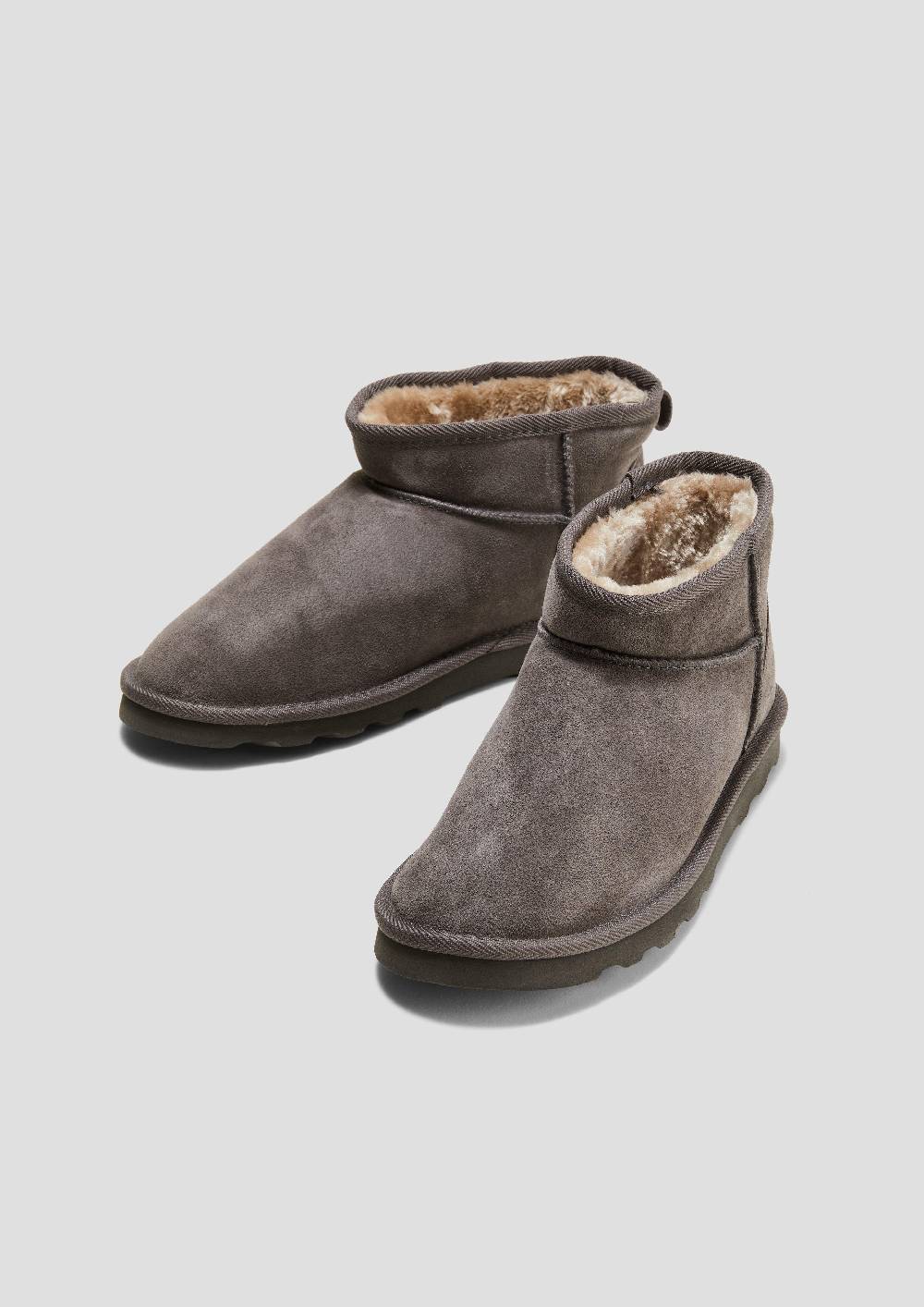 S.Oliver Flache Stiefel aus Leder Großer Ausverkauf