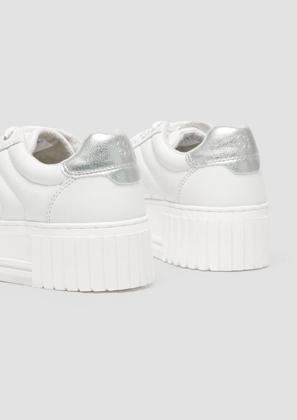 S.Oliver Plateausneaker mit Kontrastsohle Neueste Mode