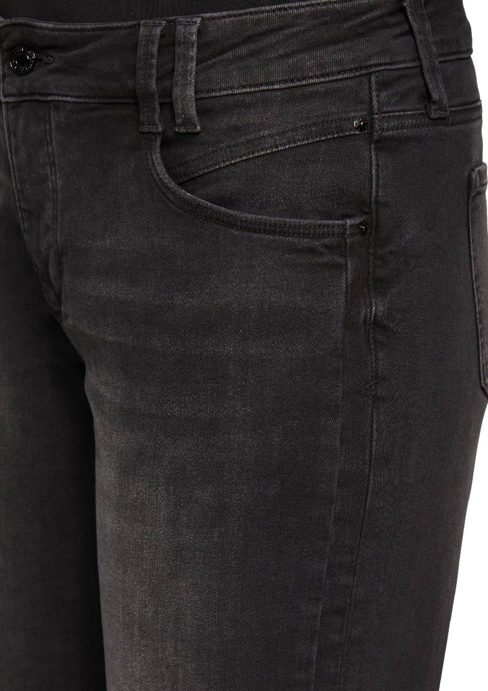 S.Oliver Jeans / Curvy Fit / Mid Rise / Semi Wide Leg JETZT KAUFEN